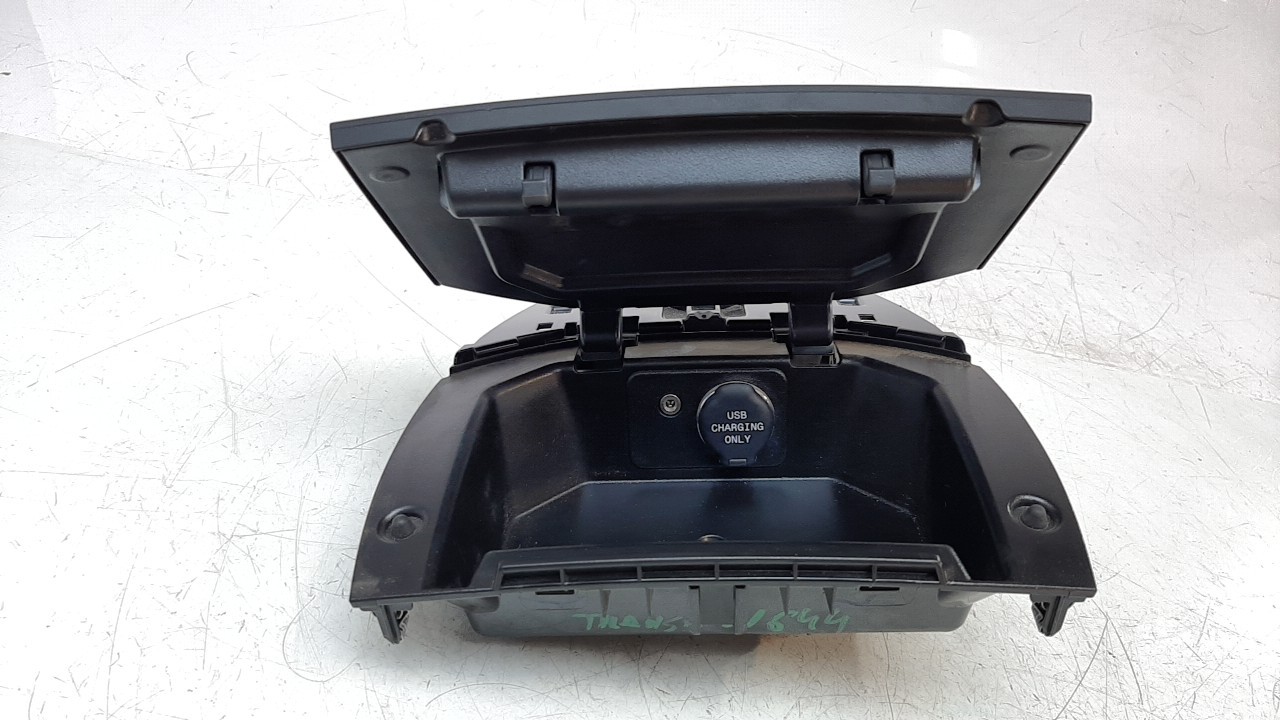 GUANTERA FORD TRANSIT COURIER 2013- (ET76R04694AH 1358557)