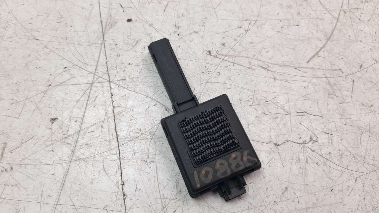 ANTENA JAGUAR XF 2007-2015 (6G9T15K602AC 1360482)