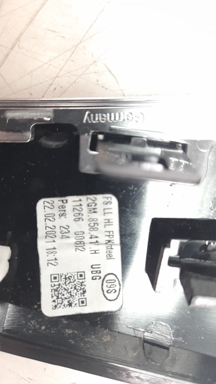 MOLDURA VOLKSWAGEN T-CROSS 2016- (2G0858560 1360582)