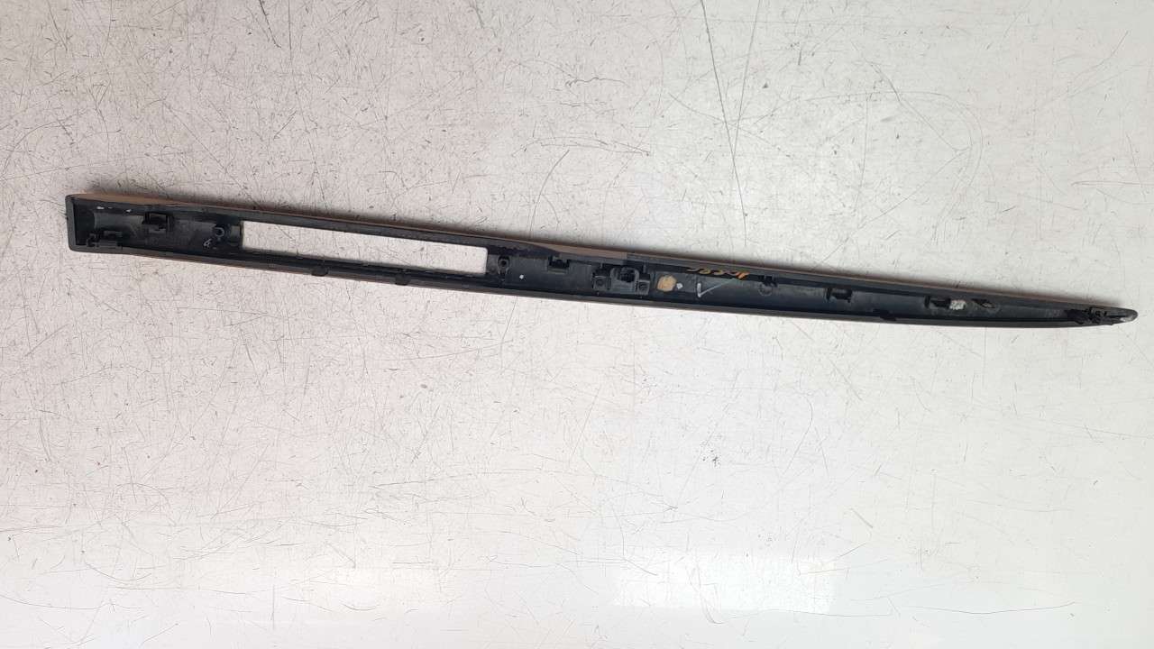 MOLDURA JAGUAR XF 2007-2015 (8X23045K16A 1360903)