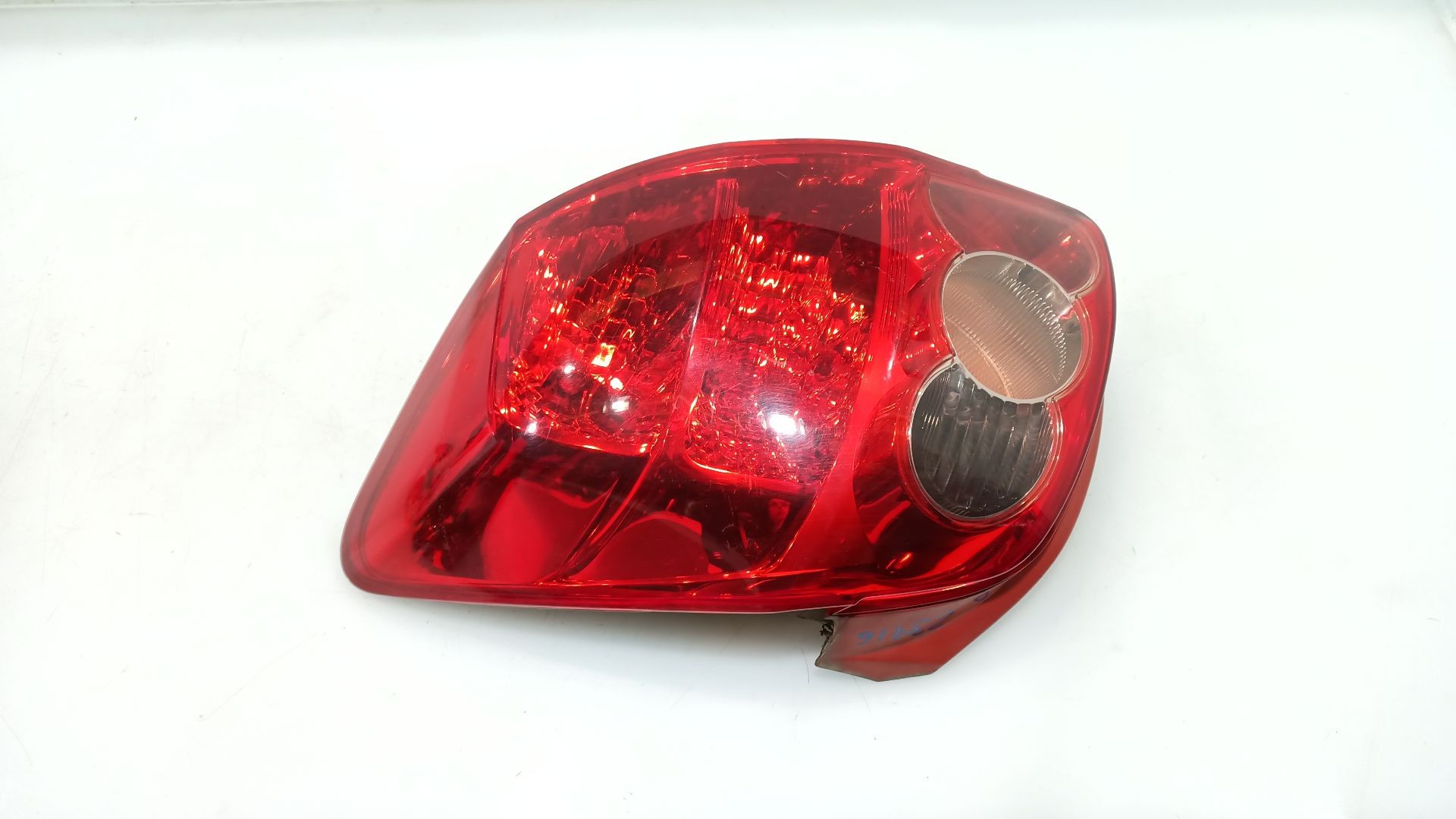 PILOTO TRASERO DERECHO TOYOTA AURIS (_E15_) 2006-2012 (8155102380 1772752)