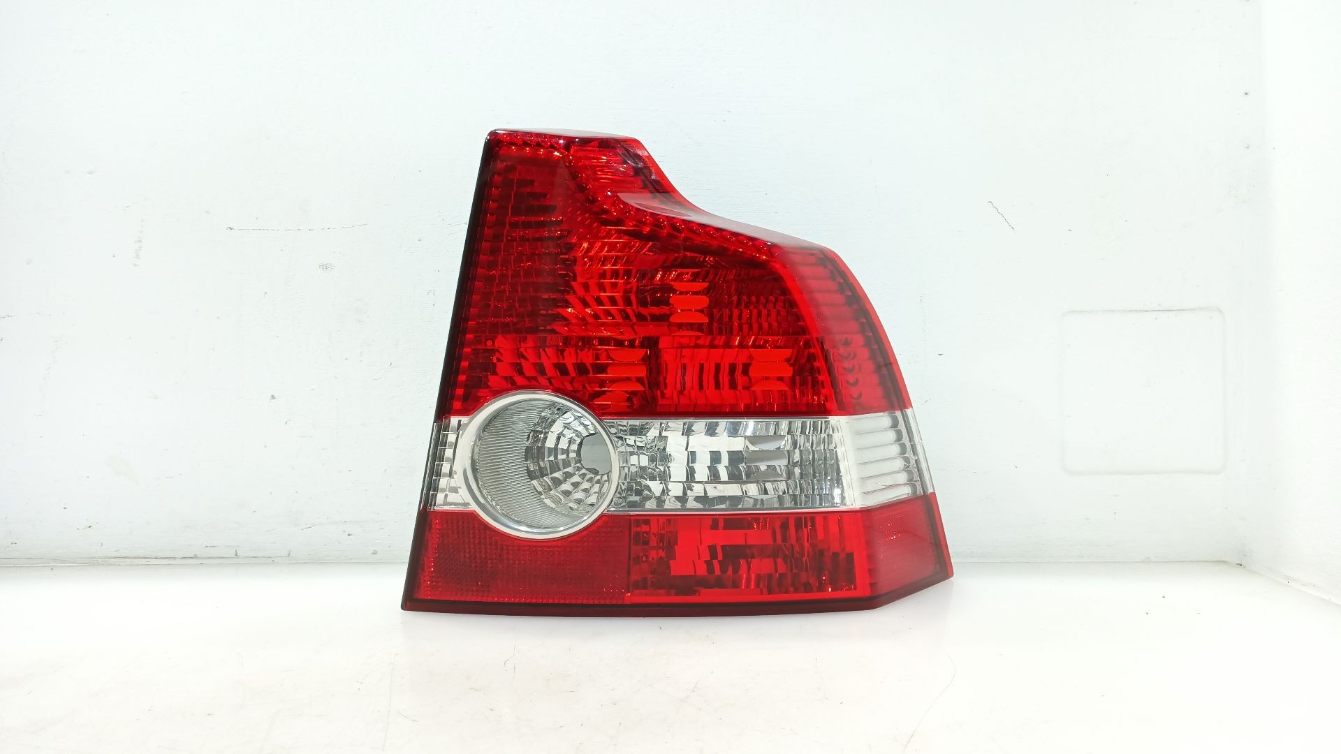 PILOTO TRASERO DERECHO INTERIOR VOLVO S40 II (544) 2003-2012 (30698913 1774550)
