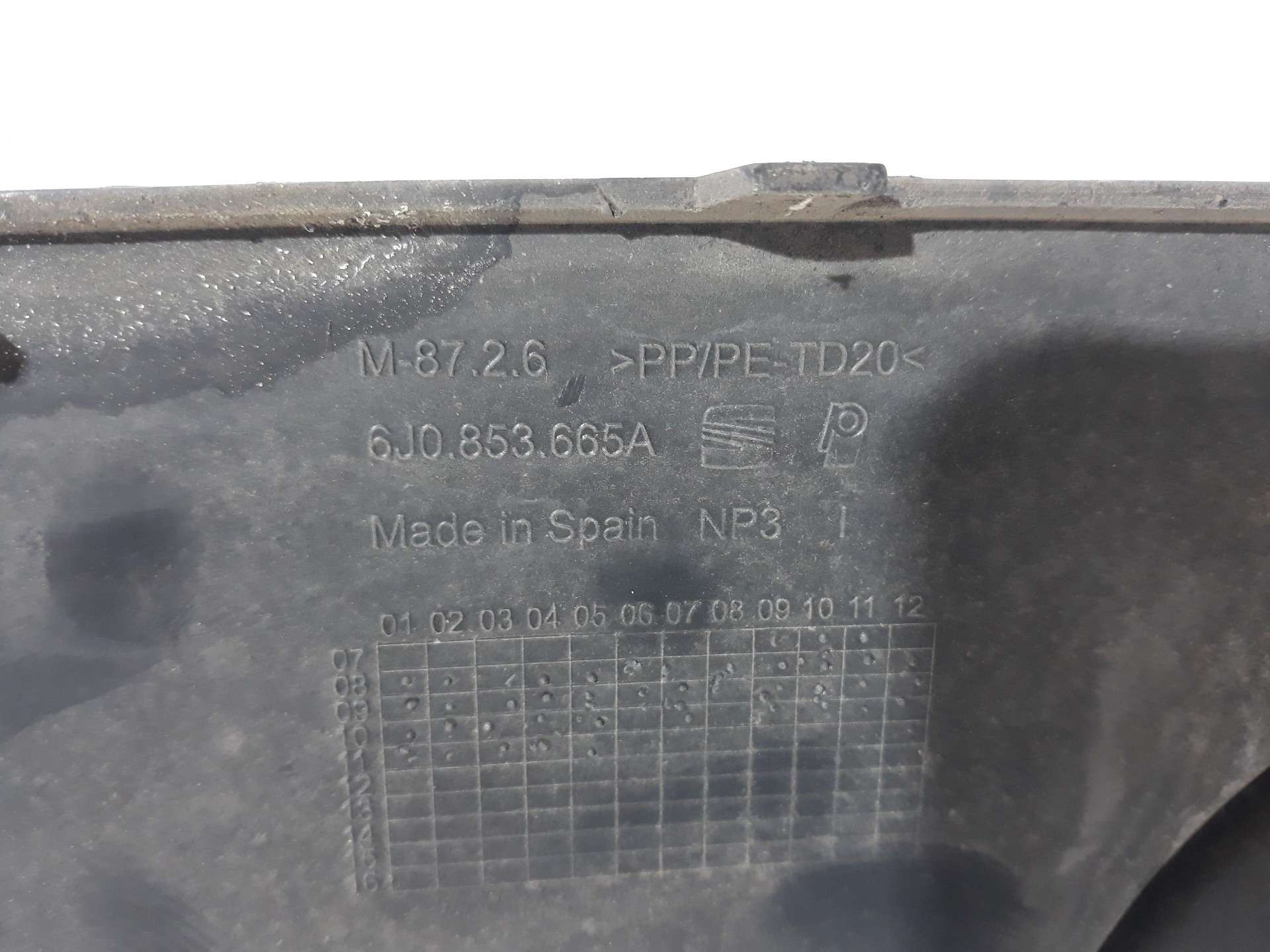 REJILLA PARAGOLPES IZQUIERDA SEAT IBIZA ST (6J8) 2010-2015 (6J0853665A 1520361)