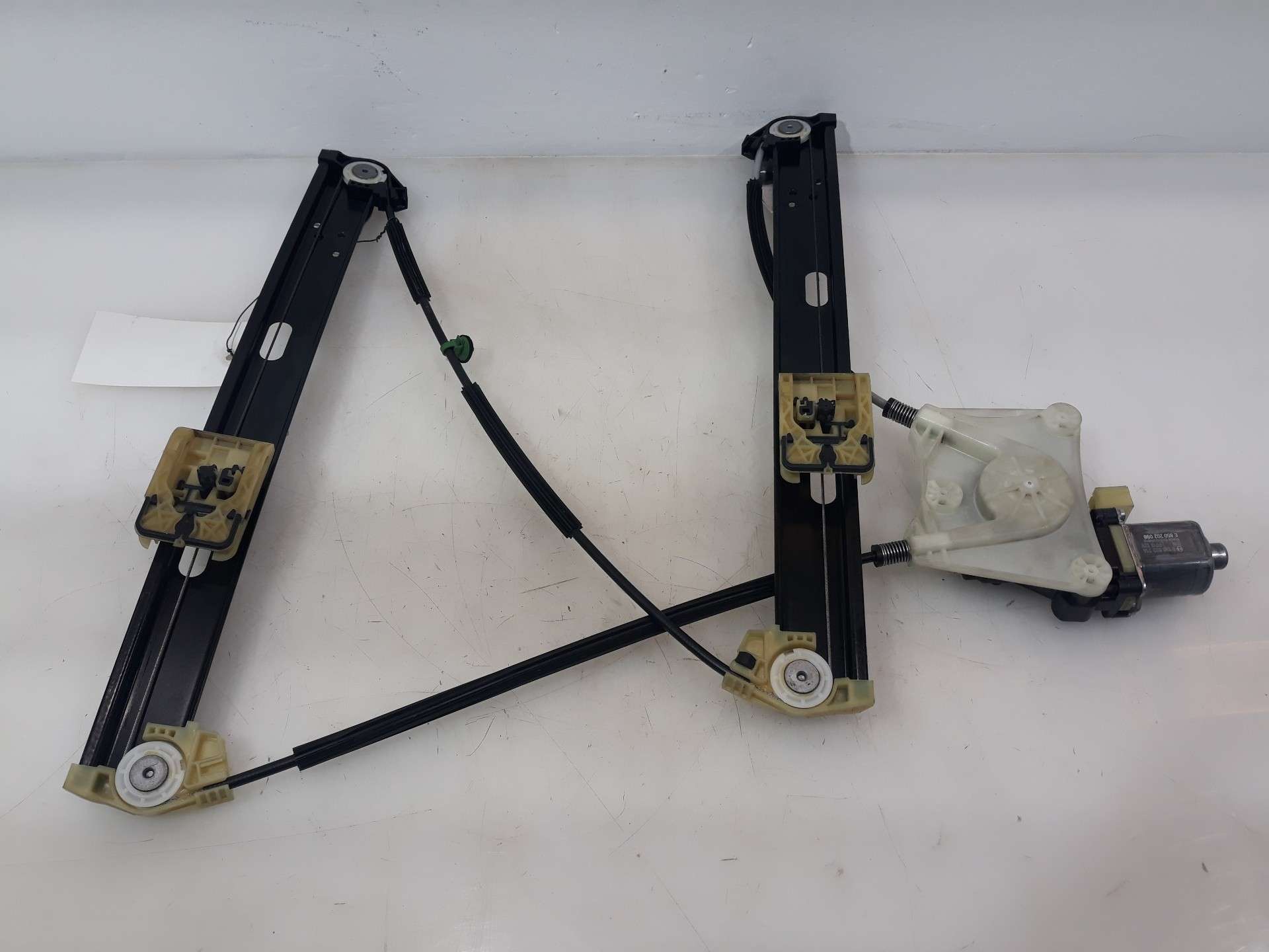 ELEVALUNAS DELANTERO IZQUIERDO VOLKSWAGEN T-ROC 2017- (2GA837461F 1530945)