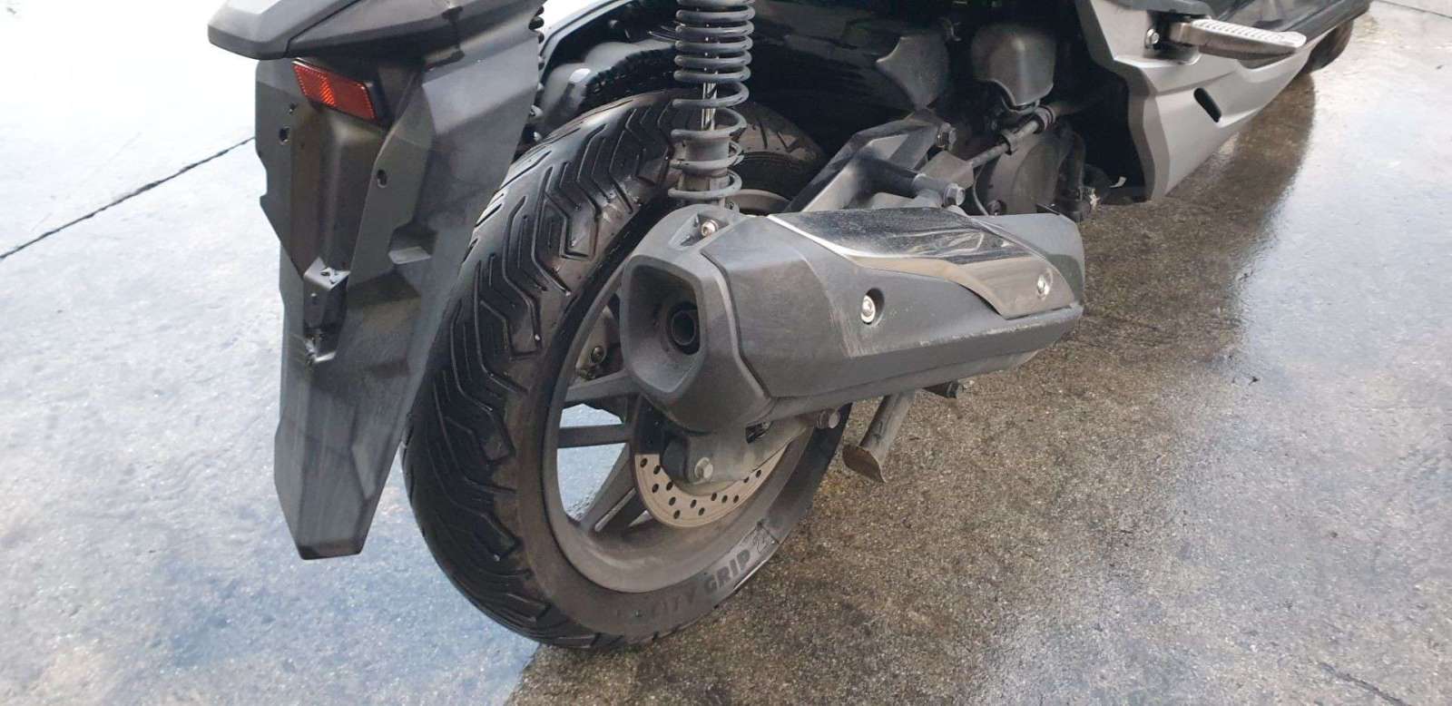 LLANTA TRASERA HONDA NSS 300 FORZA 2013-2019 (42650K40F10 1395347)