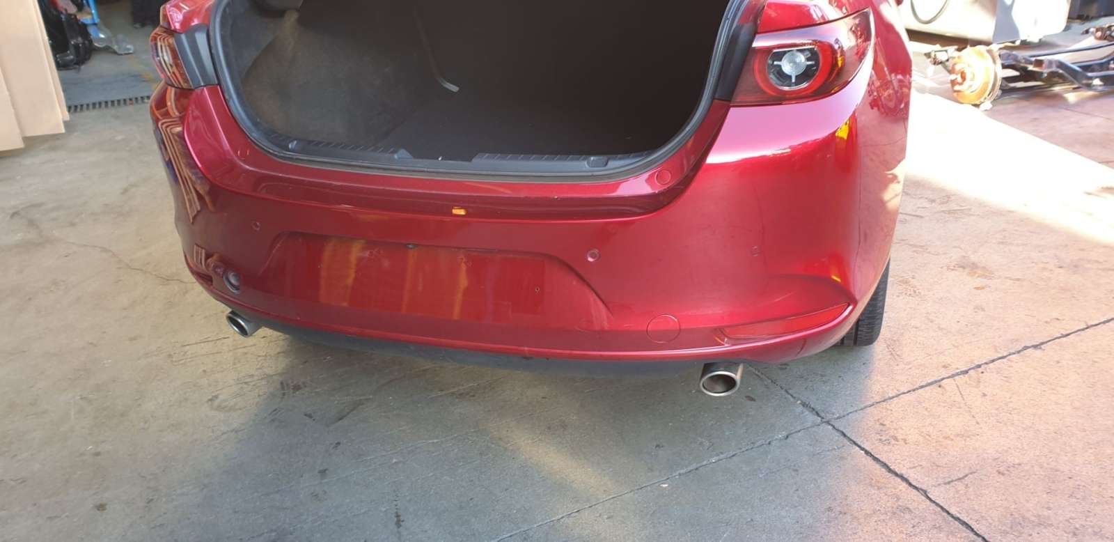 PARAGOLPES TRASERO BCKA50221ABB 