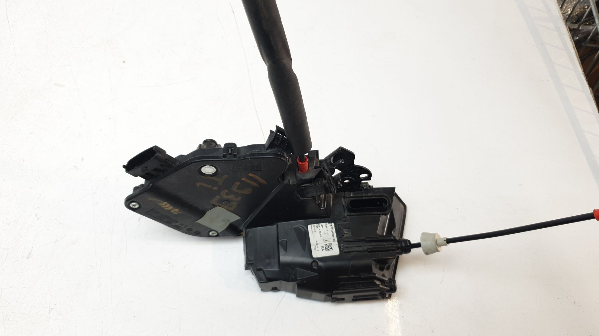 CERRADURA PUERTA TRASERA IZQUIERDA LAND ROVER DISCOVERY SPORT 2014- (FK7224995AE 1403400)