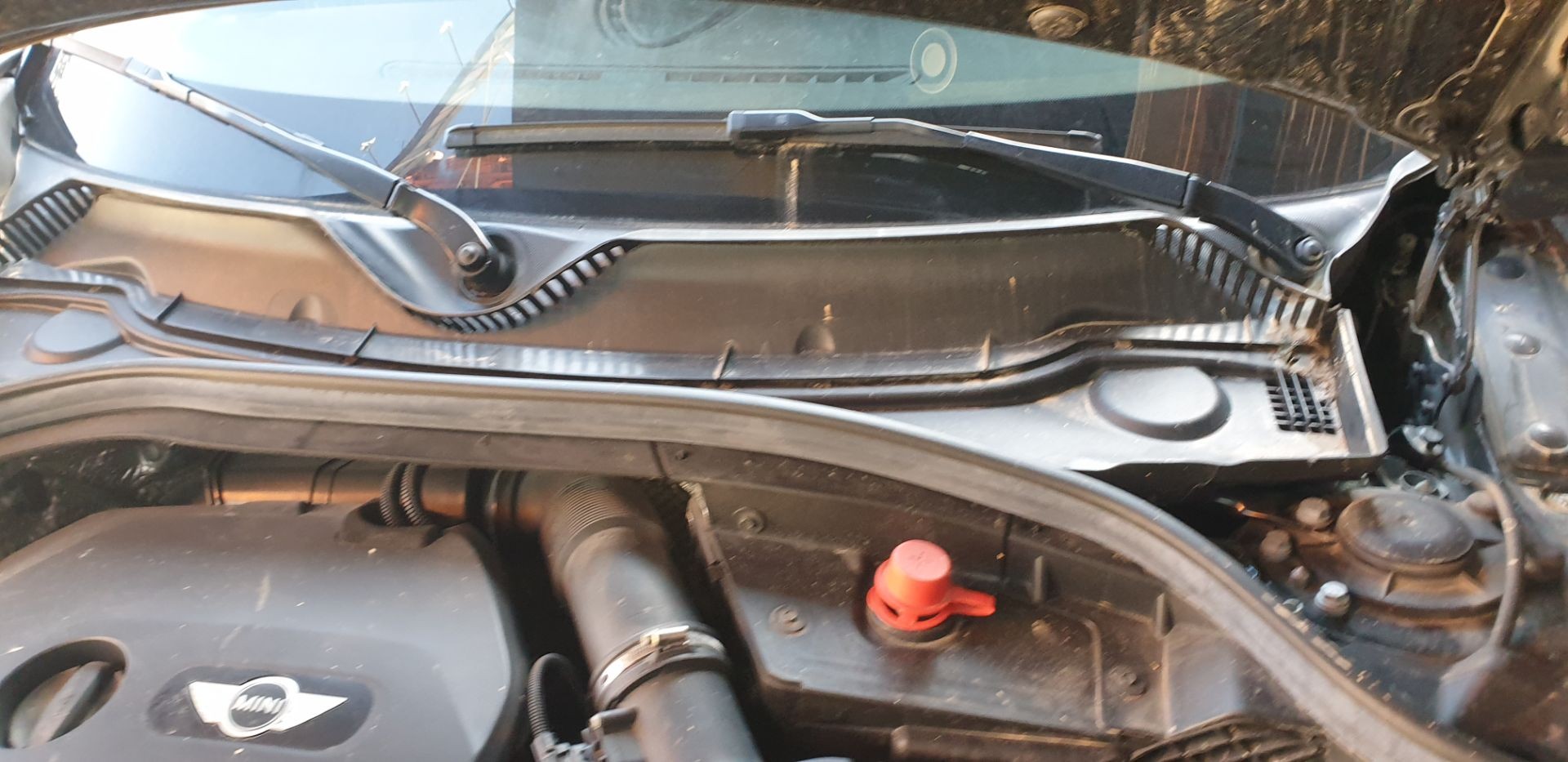 MOTOR LIMPIA DELANTERO 735428806 