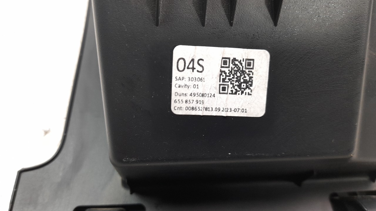 GUANTERA SKODA SCALA (NW) 2019- (655857919 1426703)