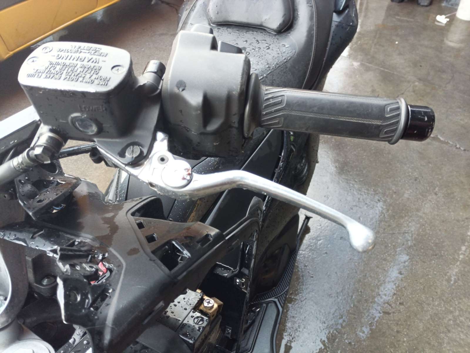 MANETA EXTERIOR DELANTERA IZQUIERDA 5VS263320000 