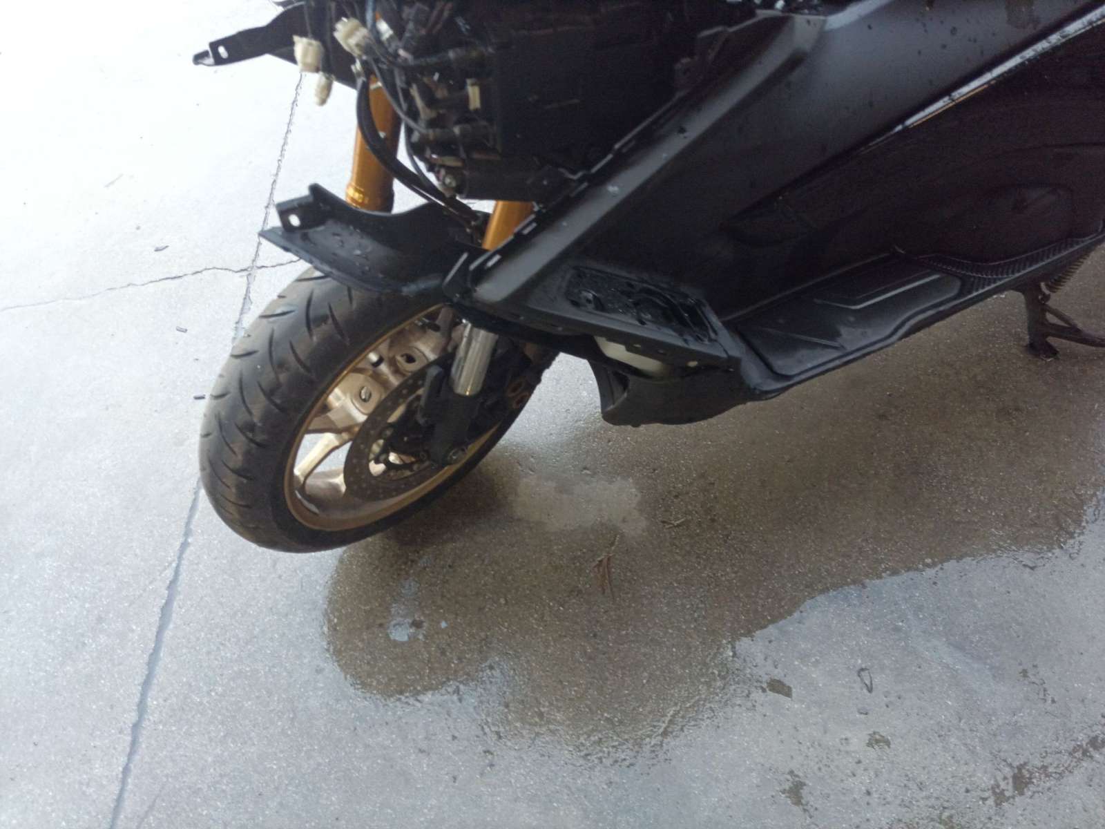 PINZA DE FRENO DELANTERA IZQUIERDA 2PW2580T2000 