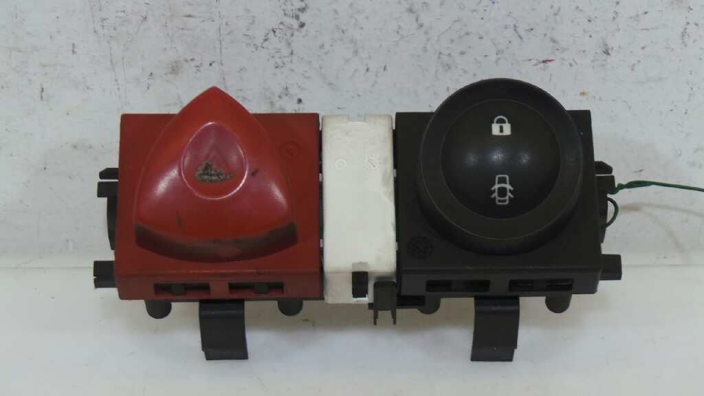 WARNING RENAULT MEGANE II BERLINA 3P 2002-2009 (8200095493 958595)