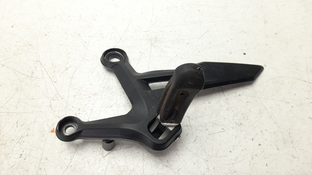 ESTRIBO LATERAL KTM DUKE - (C90703038000C1 1443071)