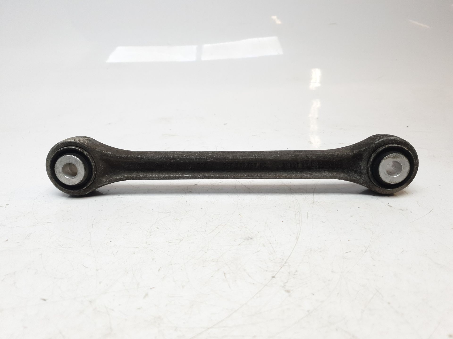 TIRANTE TRASERO IZQUIERDO 99633114705 