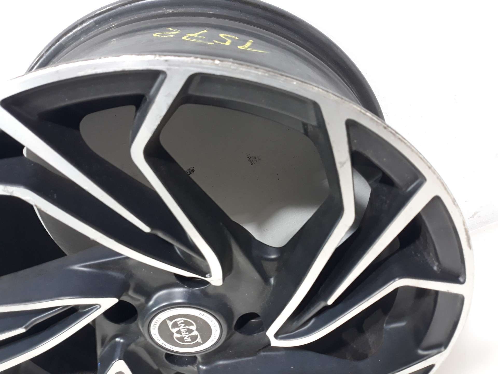 LLANTA PEUGEOT 5008 2009-2017 (J16962570DS 1531363)