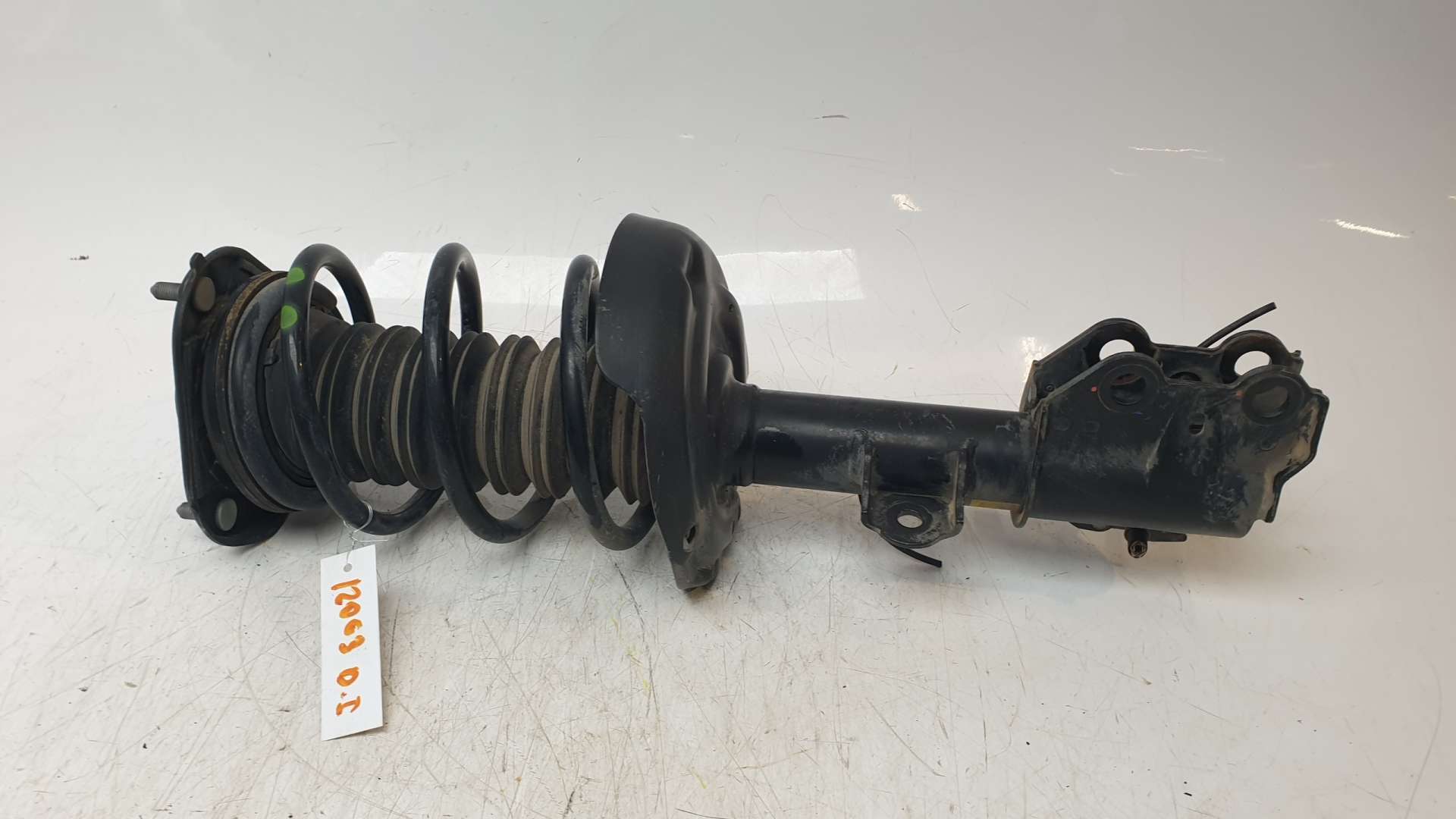 AMORTIGUADOR DELANTERO IZQUIERDO TOYOTA C-HR 2016- (48520F9021 1461463)