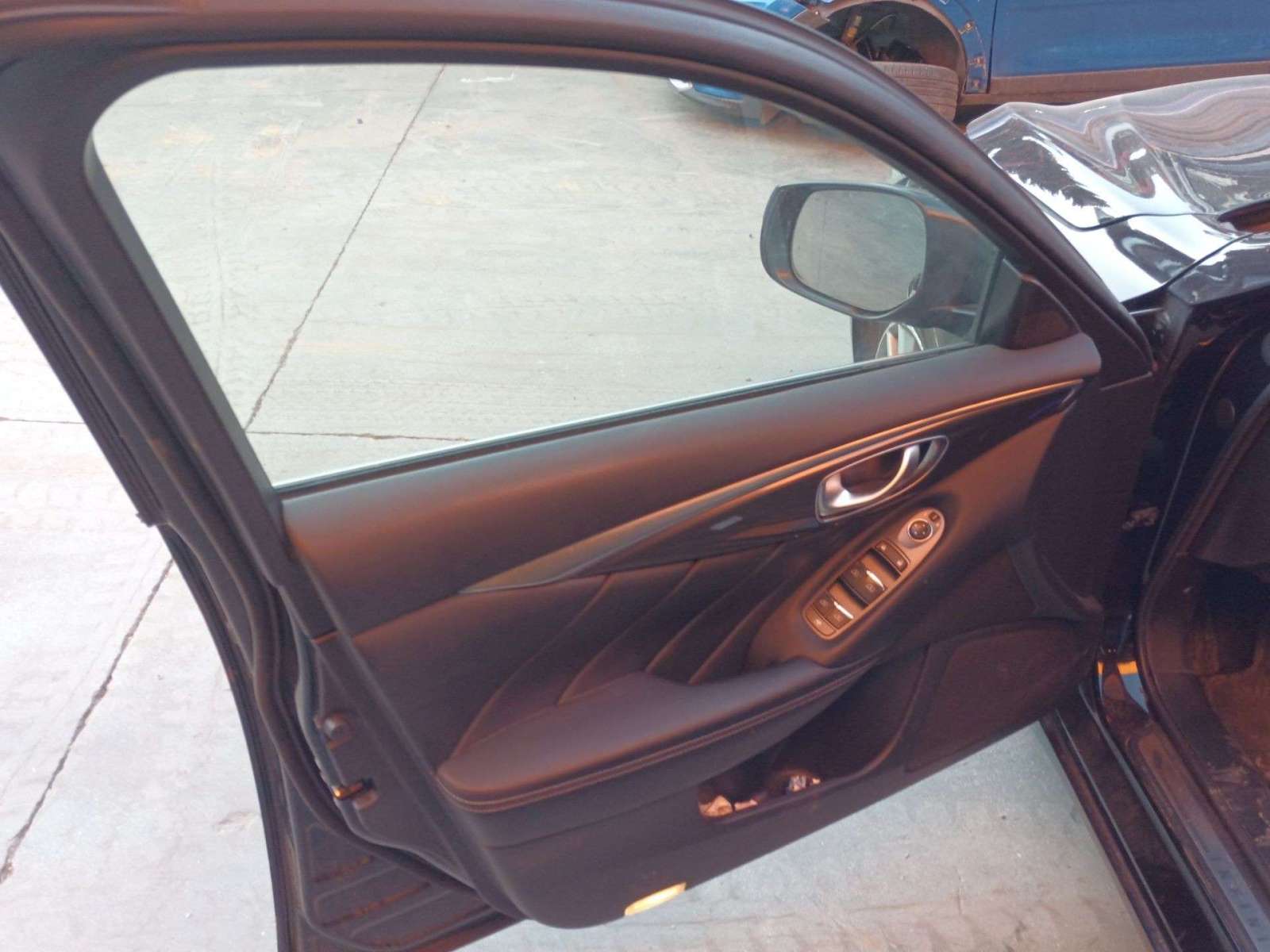 ELEVALUNAS DELANTERO IZQUIERDO INFINITI Q50 2013- (807214GA0C 1464050)