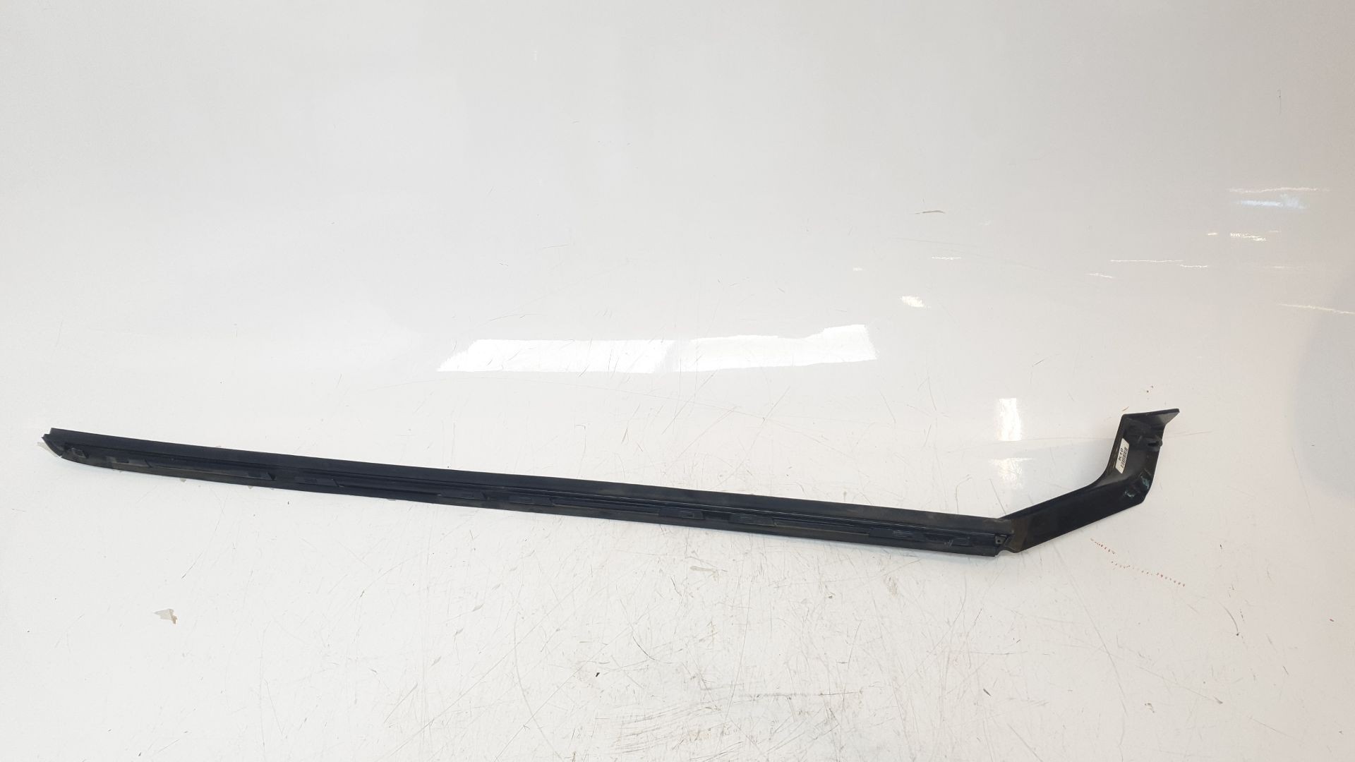 MOLDURA KIA NIRO 2016- (86131AT100 1466519)