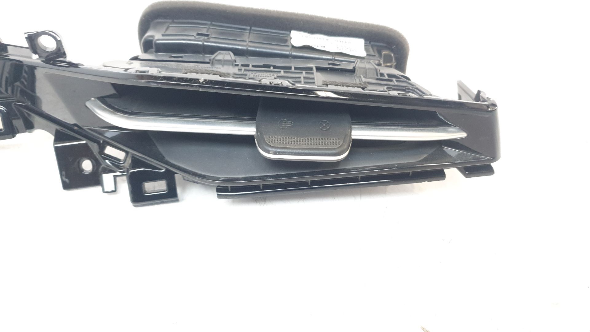 AIREADOR DERECHO KIA NIRO 2016- (84760AT000SA1 1466521)