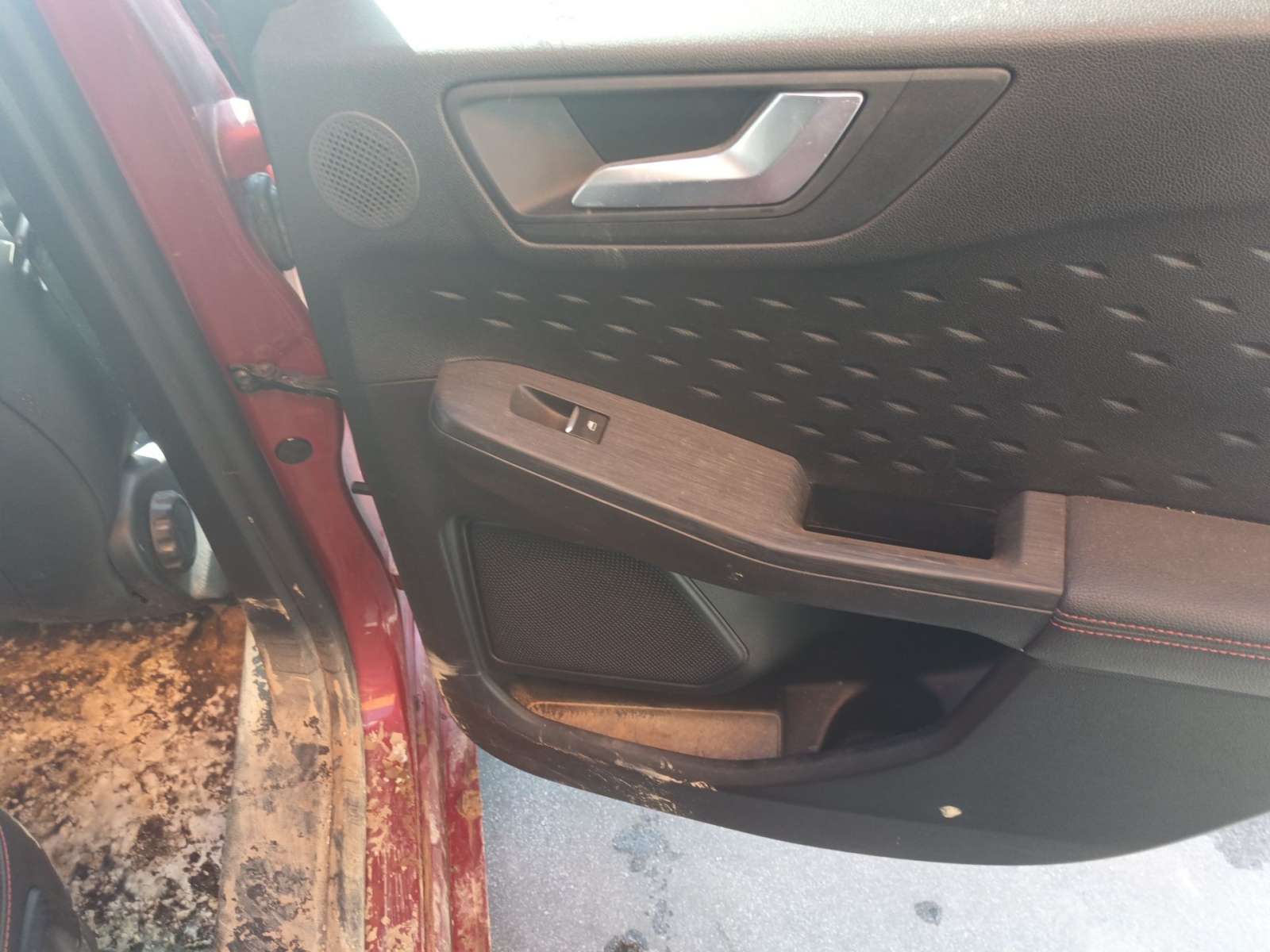 MANDO ELEVALUNAS TRASERO DERECHO LB5T14529AAW 