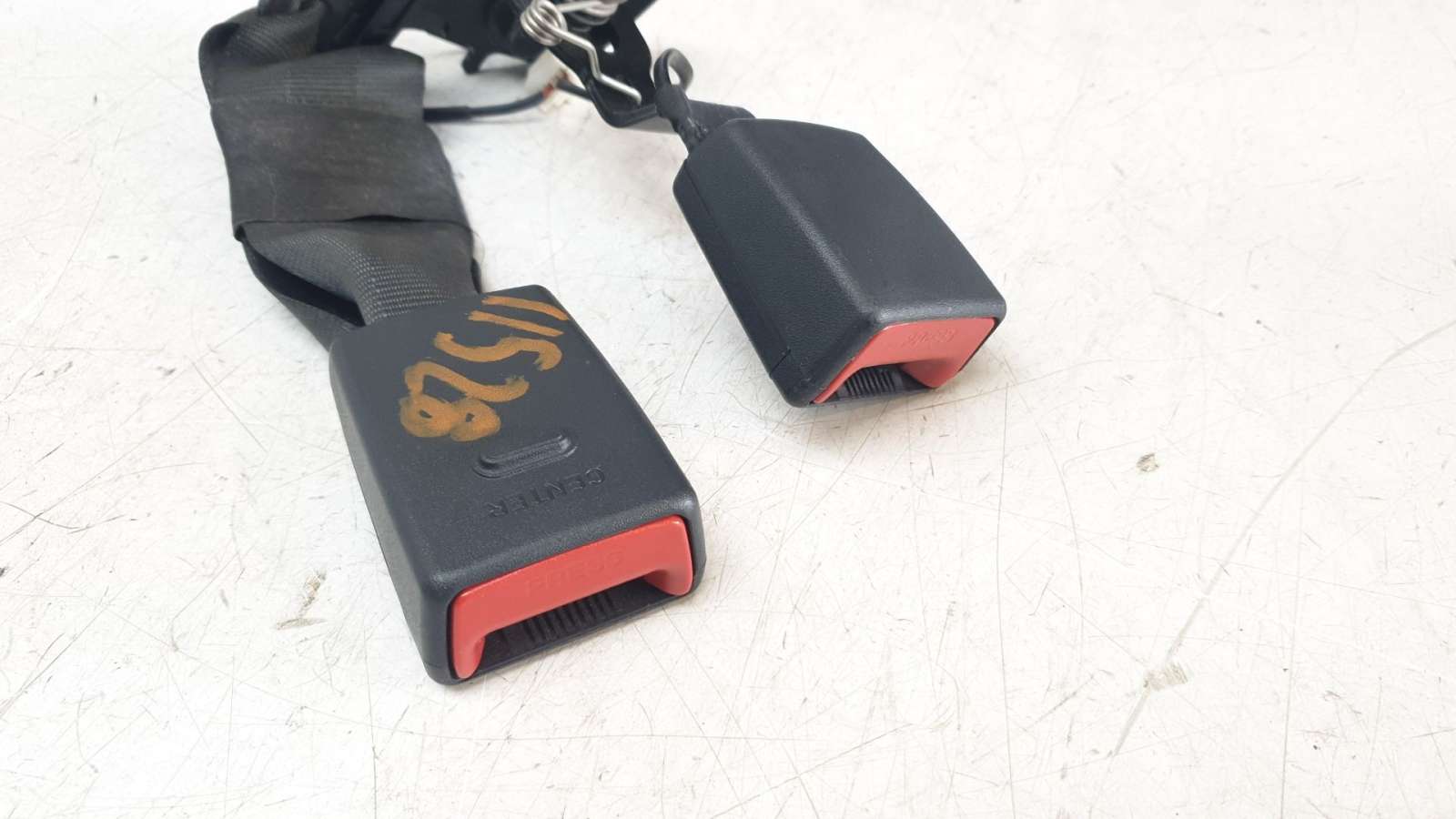 ENGANCHE CINTURON TRASERO IZQUIERDO KIA NIRO 2016- (898A0AT000CCV 1467380)