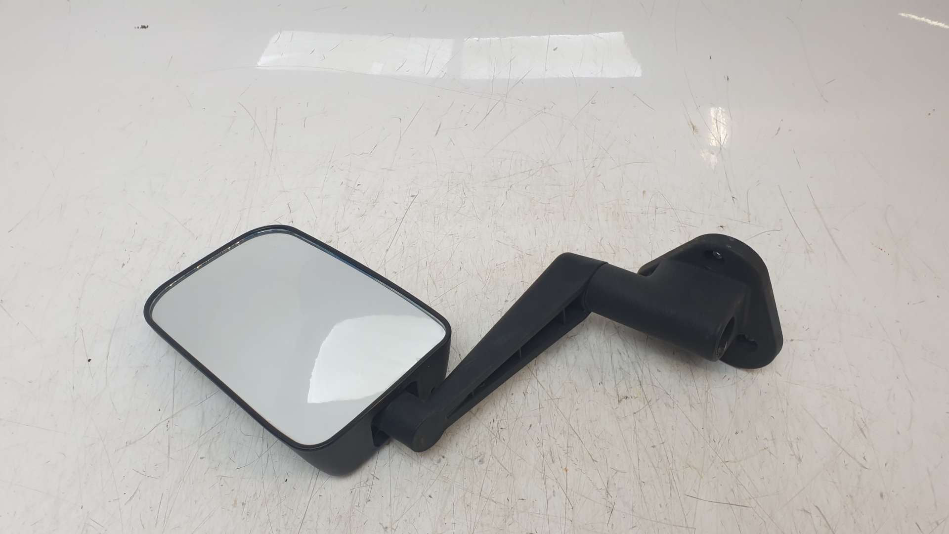 RETROVISOR IZQUIERDO INVICTA METRO PICK UP ELECTRICO - (V043423 1470816)