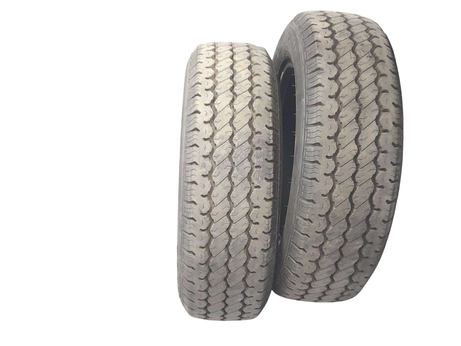 RUEDA INVICTA METRO PICK UP ELECTRICO - (1657014 1470842)