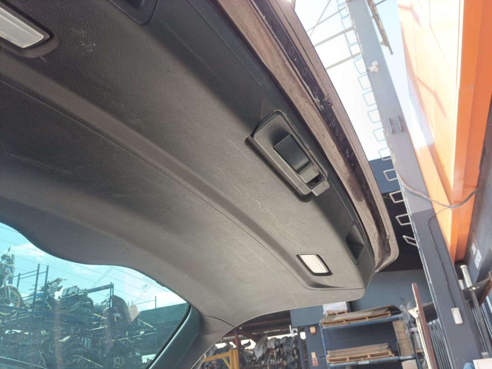 CERRADURA MALETERO / PORTON MASERATI LEVANTE SUV (M161) 2016- (670218929 1481604)