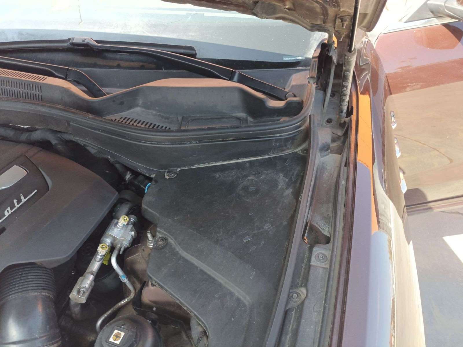 DEPOSITO LIMPIA MASERATI LEVANTE SUV (M161) 2016- (670032343 1481624)