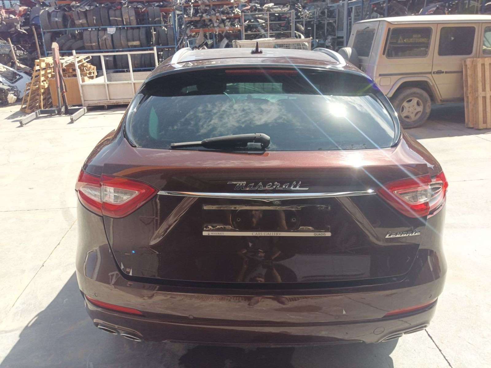 PORTON TRASERO MASERATI LEVANTE SUV (M161) 2016- (673005572 1481731)