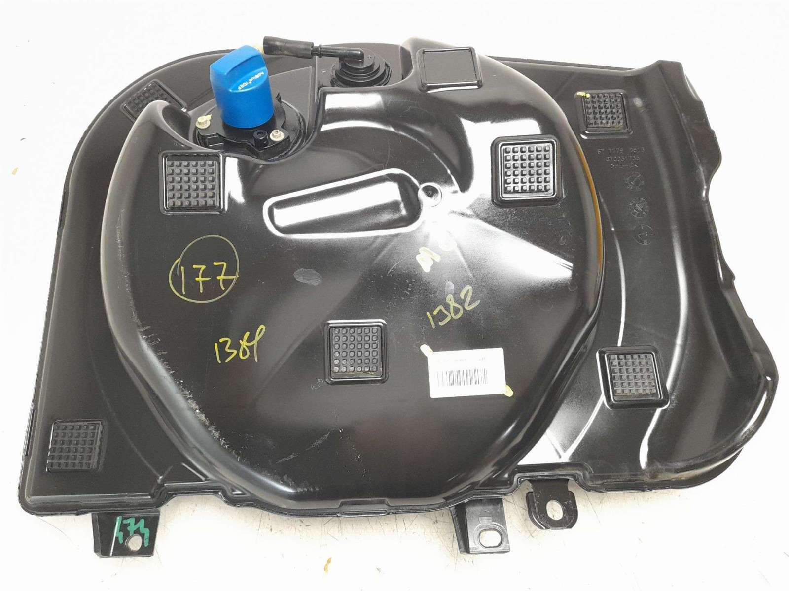 DEPOSITO ADBLUE MASERATI LEVANTE SUV (M161) 2016- (670031280 1481779)