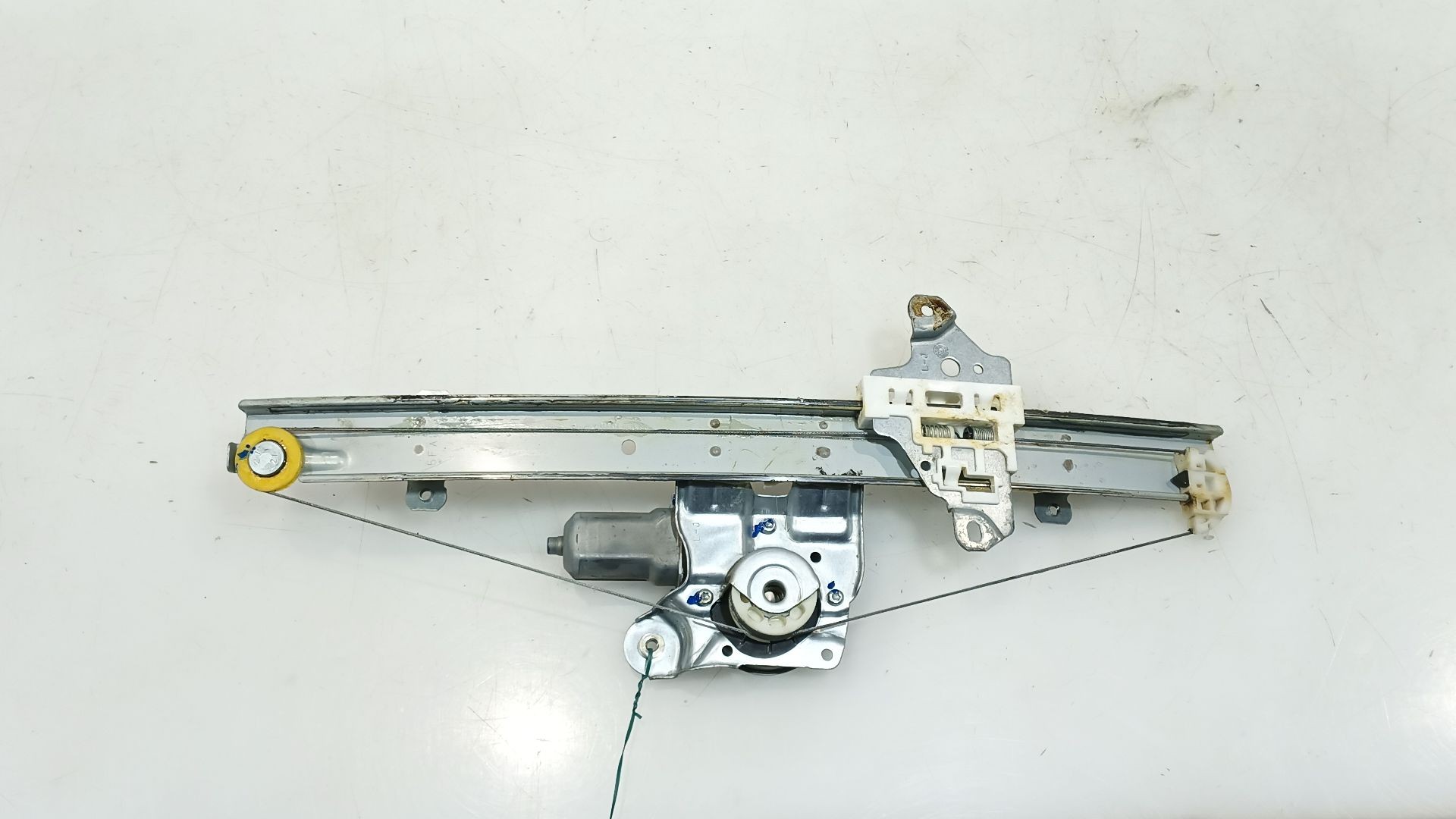 ELEVALUNAS DELANTERO IZQUIERDO NISSAN MICRA V (K14) 2016- (807215FA2A 1775575)