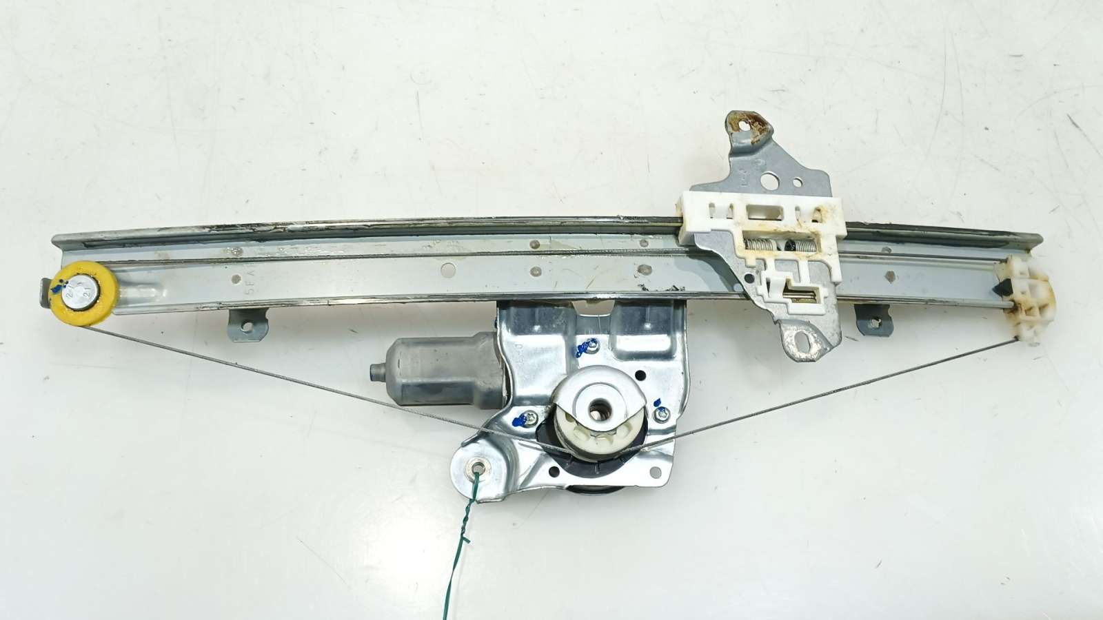 ELEVALUNAS DELANTERO IZQUIERDO NISSAN MICRA V (K14) 2016- (807215FA2A 1775575)