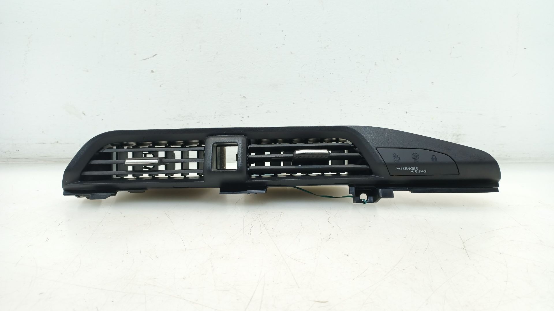 REJILLA AIREADORA NISSAN MICRA V (K14) 2016- (687505FA3A 1786891)