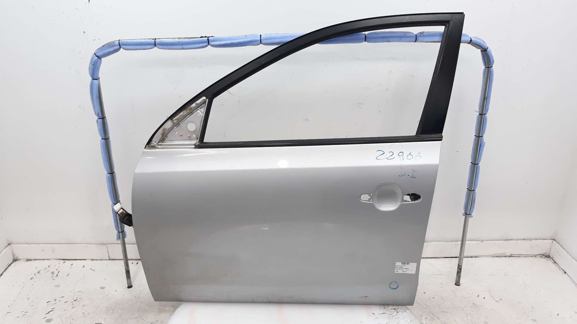 PUERTA DELANTERA IZQUIERDA HYUNDAI i30 (FD) 2007-2012 (760032L010 1633351)