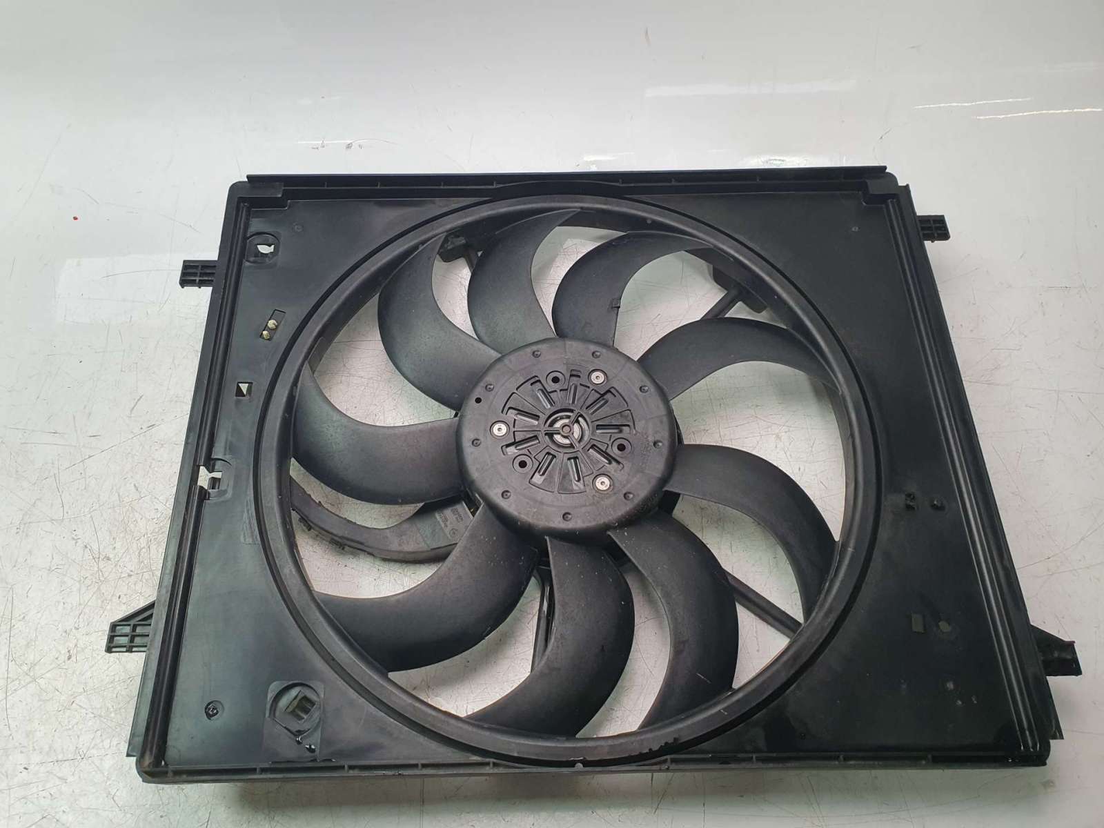 ELECTROVENTILADOR MASERATI LEVANTE SUV (M161) 2016- (5020861M161 1481627)