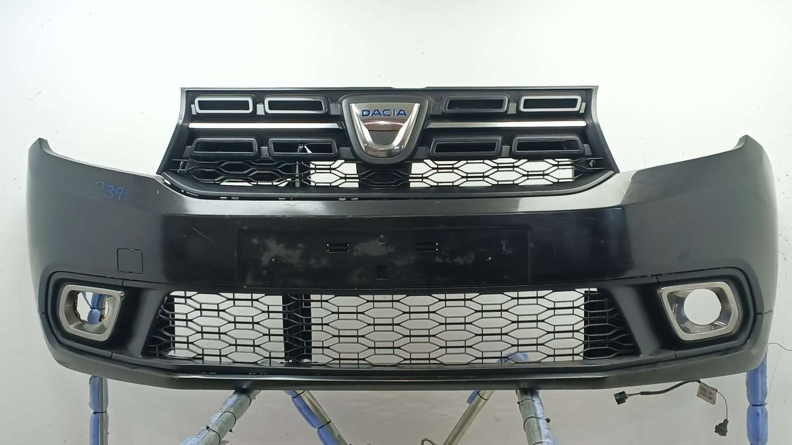 PARAGOLPES DELANTERO 620226857R 620226857R 