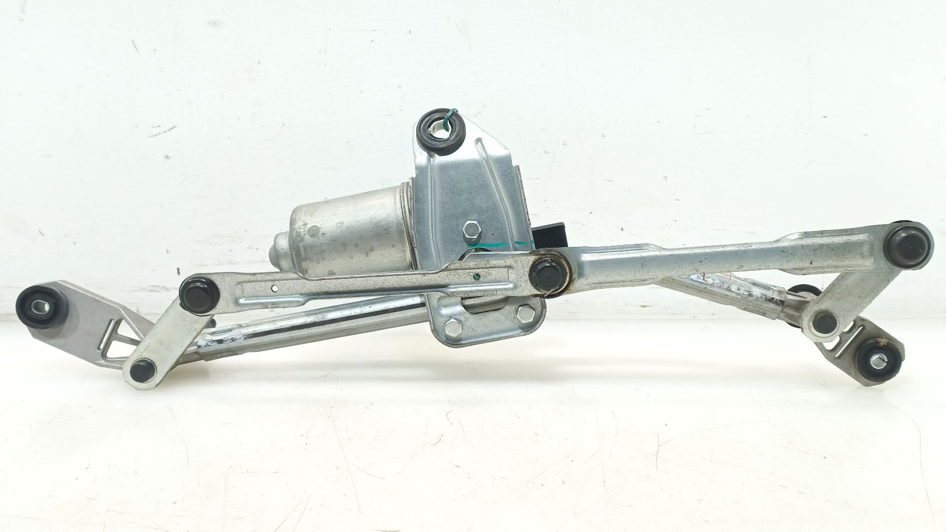 MOTOR LIMPIA DELANTERO MG ZS SUV (AZS1) 2017- (10229159 1775975)