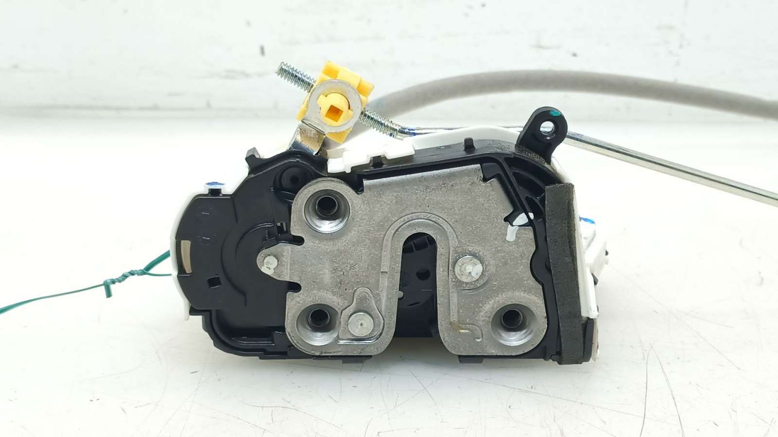 CERRADURA PUERTA DELANTERA IZQUIERDA MG ZS SUV (AZS1) 2017- (10845780 1775902)