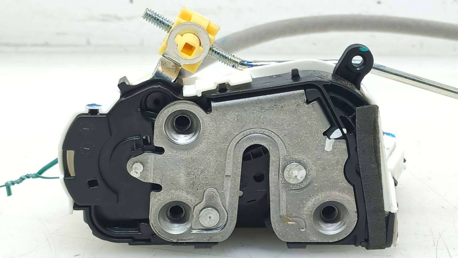 CERRADURA PUERTA DELANTERA IZQUIERDA MG ZS SUV (AZS1) 2017- (10845780 1775902)