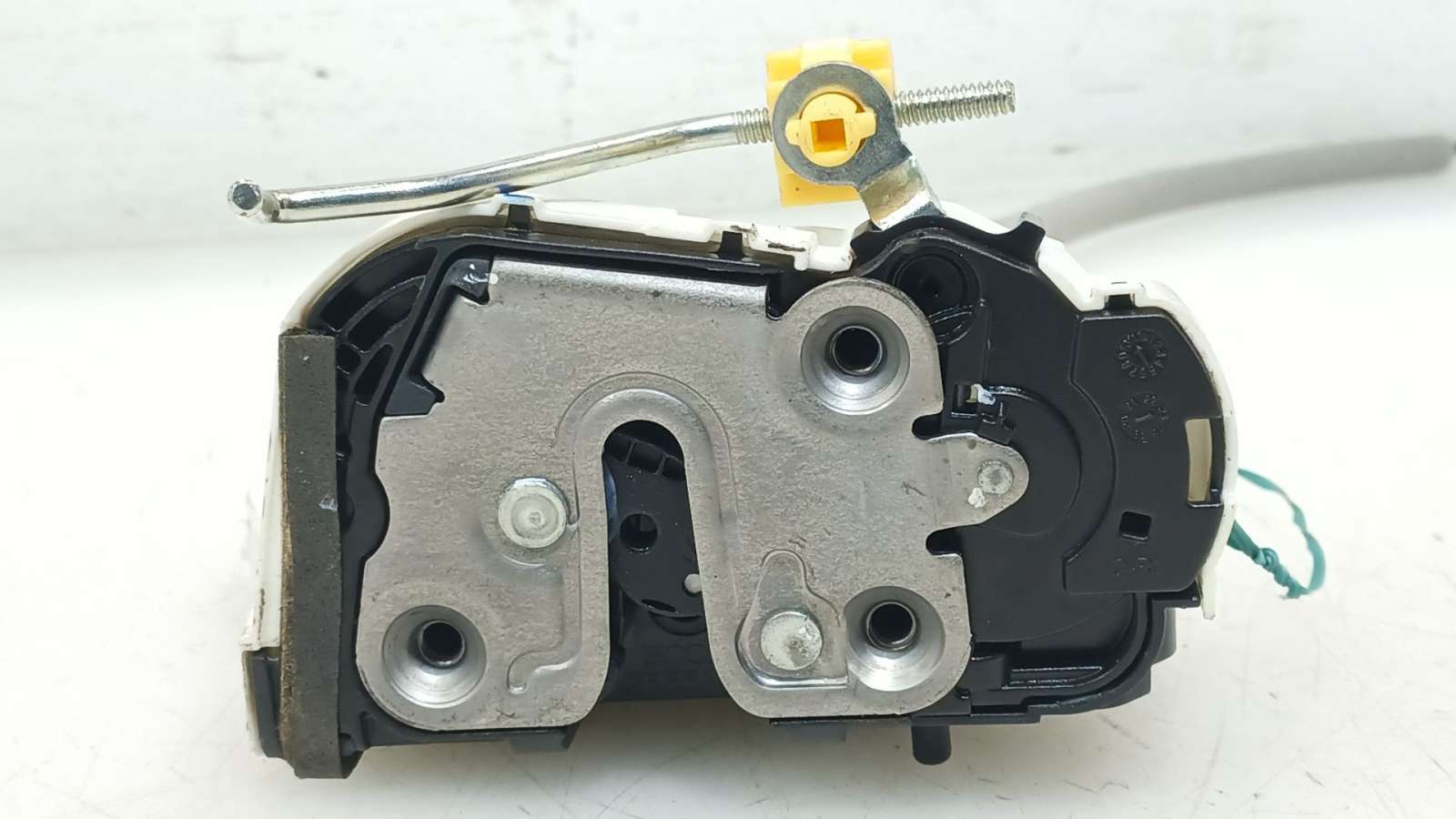 CERRADURA PUERTA TRASERA DERECHA MG ZS SUV (AZS1) 2017- (10845783 1775903)