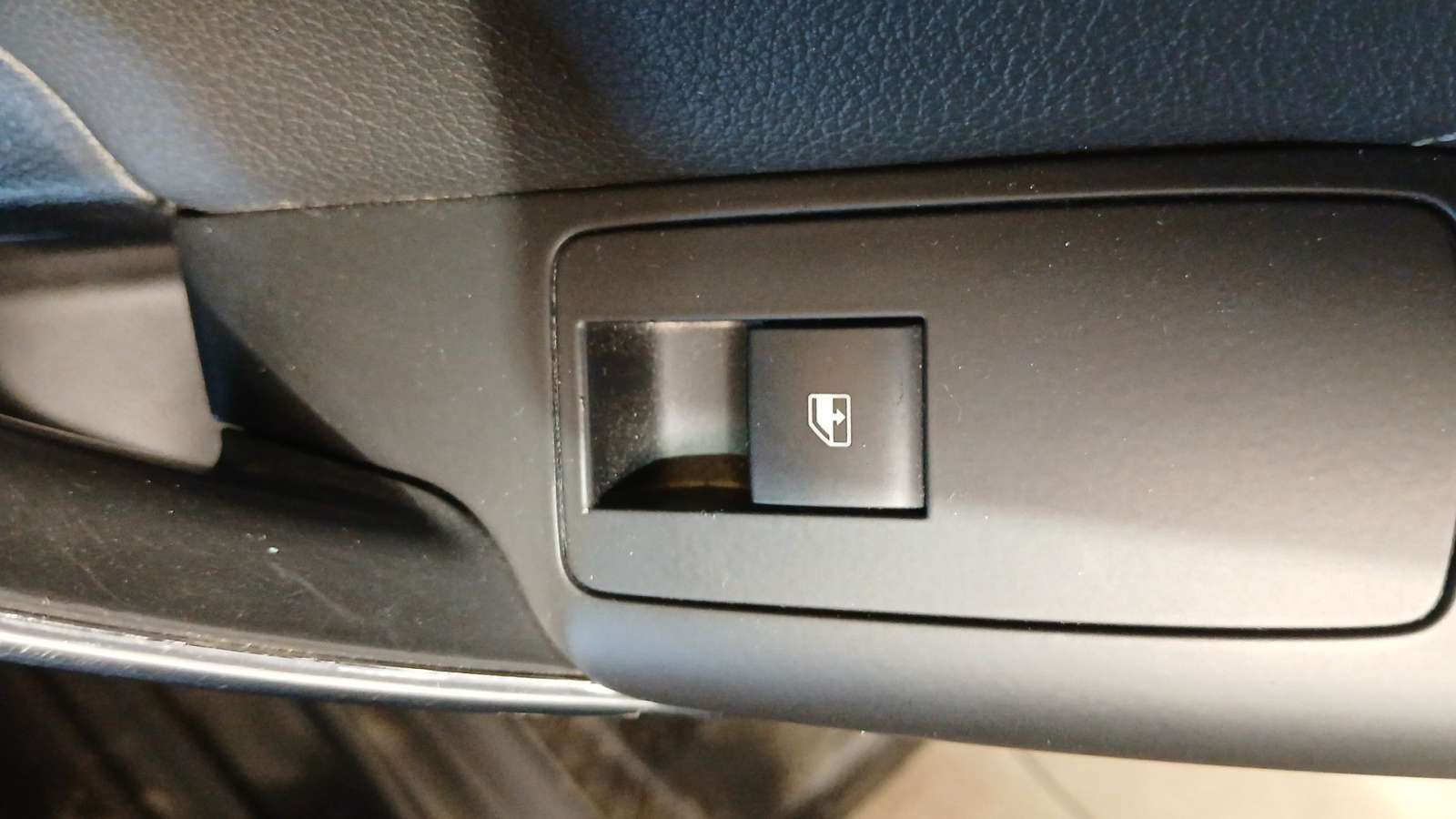 MANDO ELEVALUNAS TRASERO DERECHO OPEL INSIGNIA A (G09) 2008-2017 (13301888 1753705)