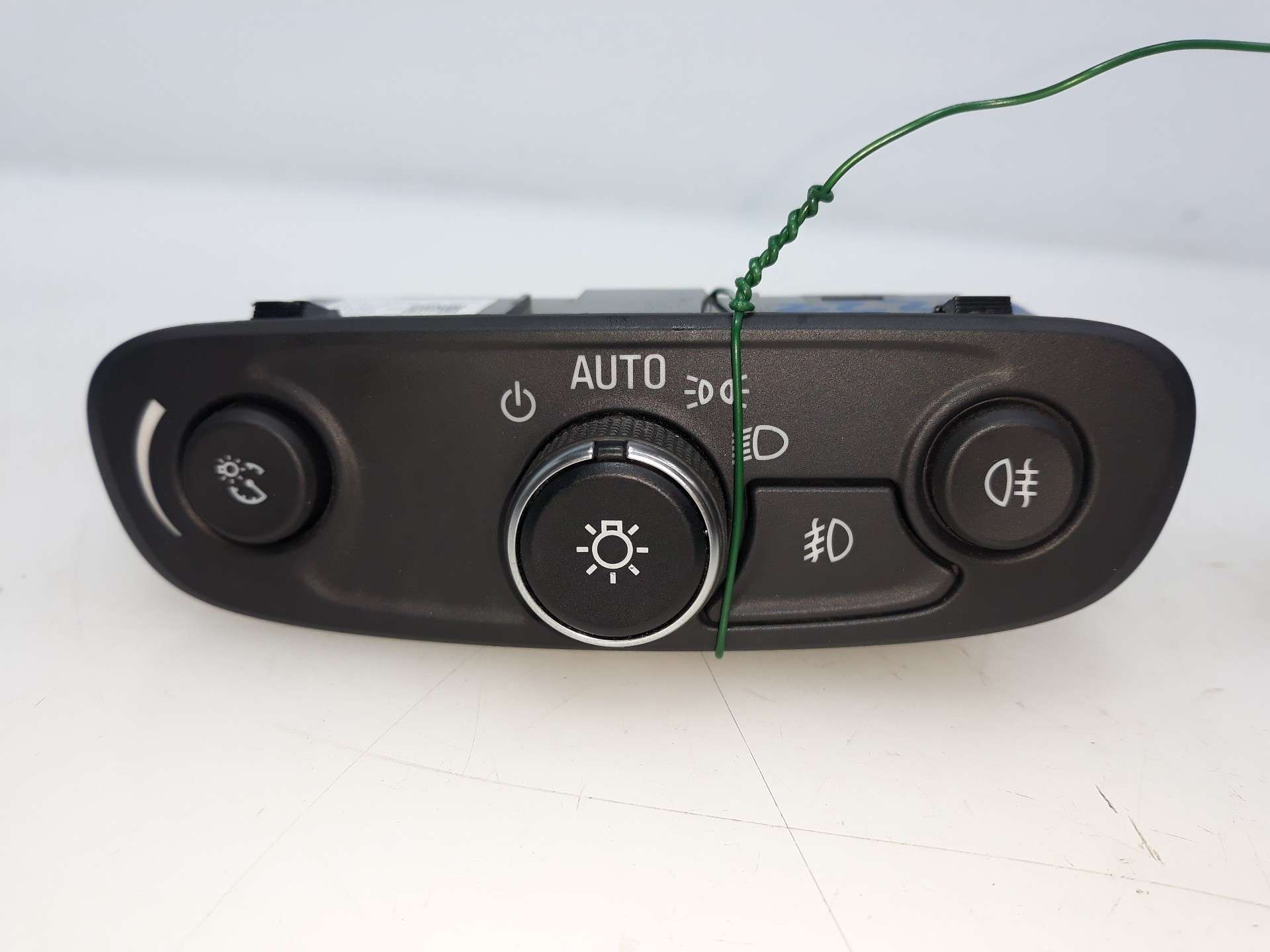 MANDO LUCES OPEL MOKKA X 2016- (84201595 1531566)