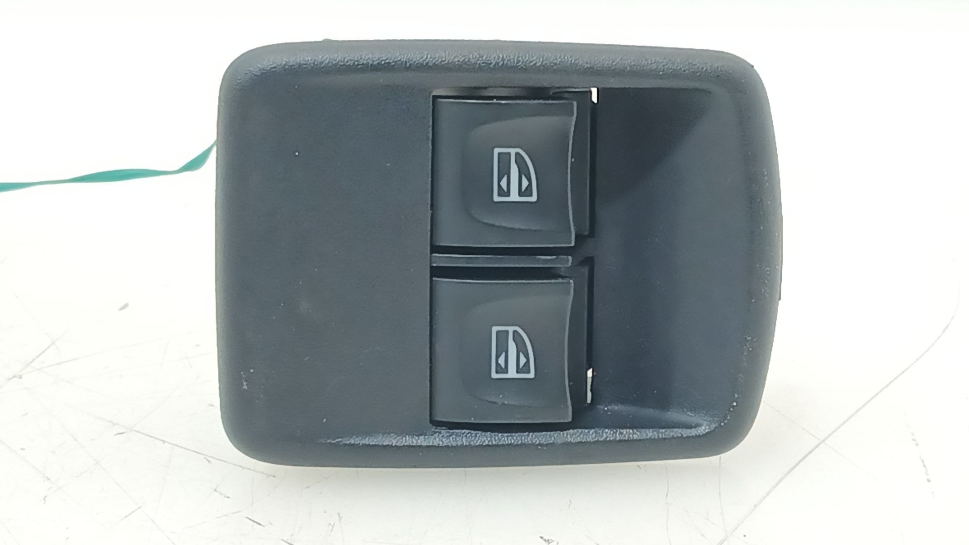 MANDO ELEVALUNAS DELANTERO IZQUIERDO DACIA LOGAN II 2012- (254117873R 1788430)