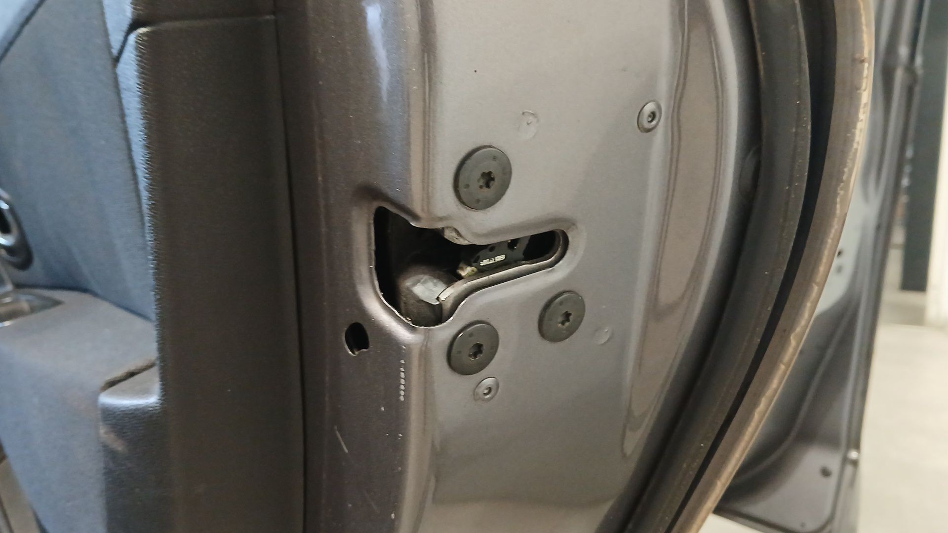 CERRADURA PUERTA TRASERA DERECHA RENAULT GRAND SCÉNIC III (JZ0/1_) 2009- (825020033R 1760678)