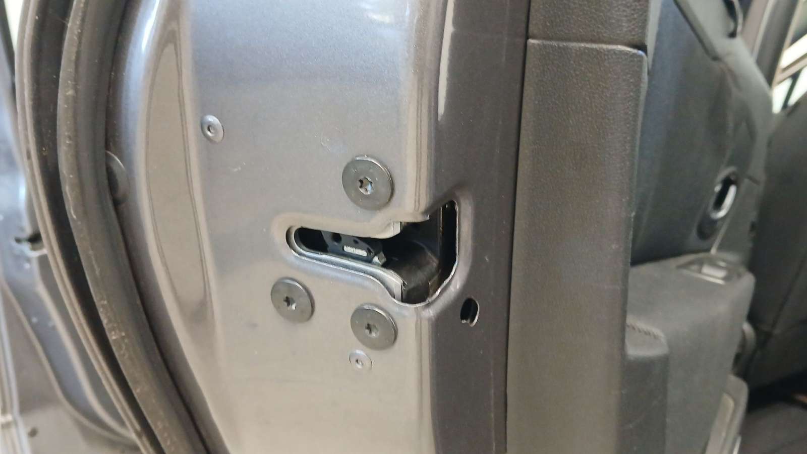 CERRADURA PUERTA TRASERA IZQUIERDA RENAULT GRAND SCÉNIC III (JZ0/1_) 2009- (825030032R 1760679)