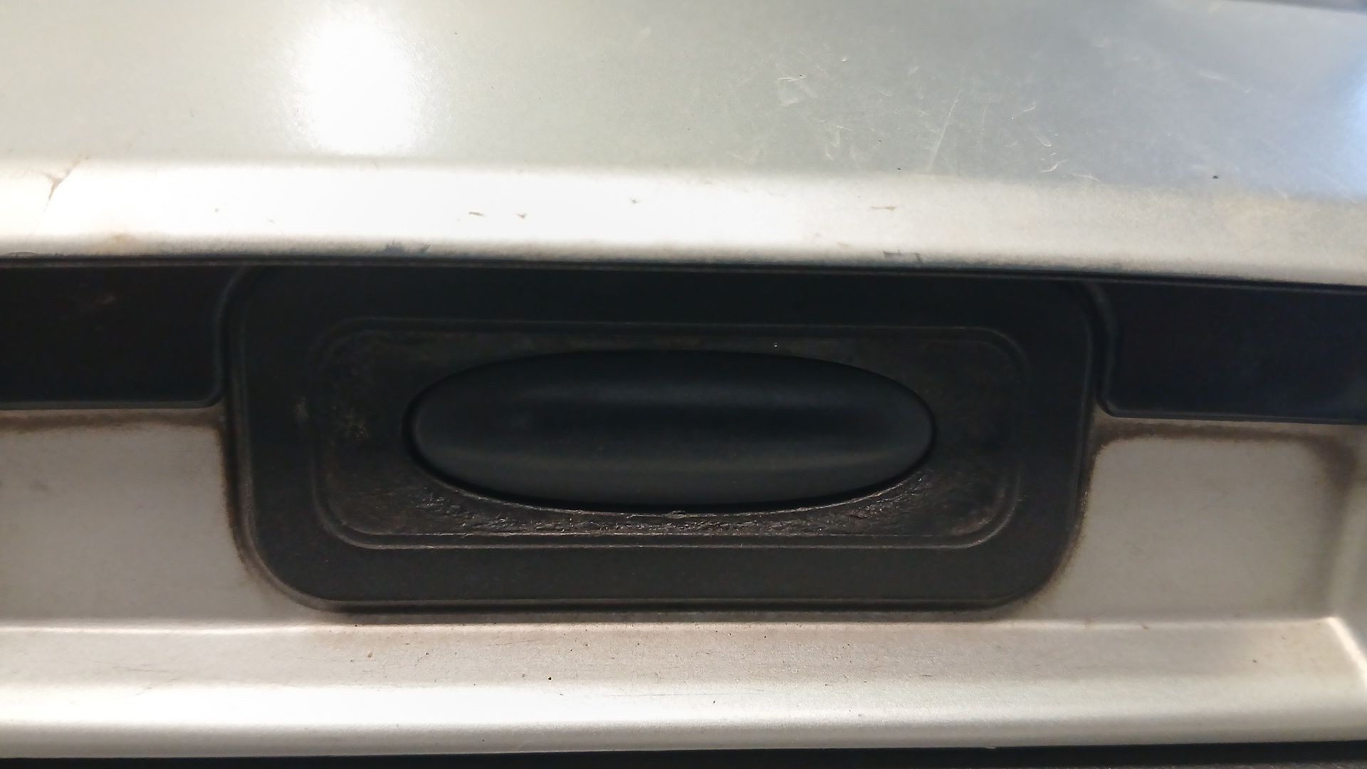 MANETA EXTERIOR PORTON RENAULT GRAND SCÉNIC III (JZ0/1_) 2009- (8200076256 1760718)