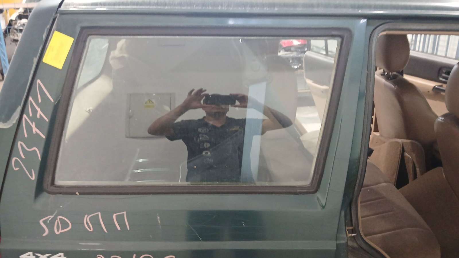 LUNA CUSTODIA TRASERA DERECHA JEEP CHEROKEE (XJ) 1983-2001 (55000700 1759911)