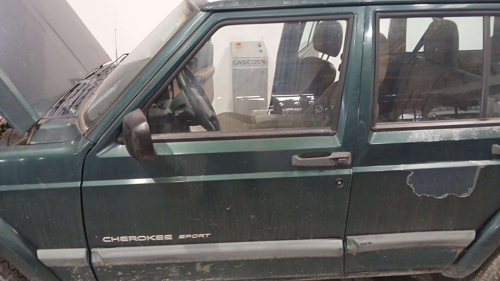 PUERTA DELANTERA IZQUIERDA JEEP CHEROKEE (XJ) 1983-2001 (55235907AA 1759853)