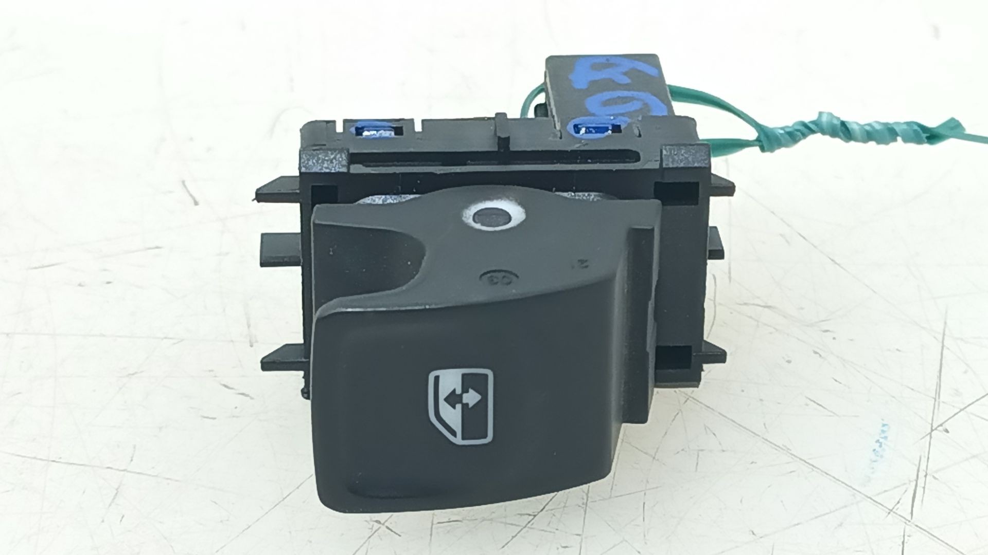 MANDO ELEVALUNAS DELANTERO DERECHO SKODA KODIAQ I (NS6, NS7, NV7) 2016- (5G0959855KWHS 1776319)